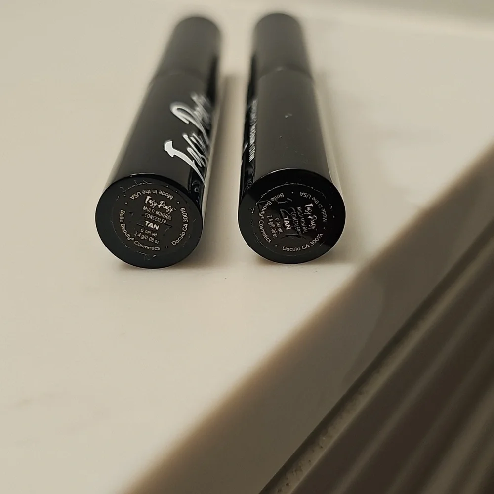 Belle Beauty Easy Peasy Multi-Mineral Concealer (2) In 'Tan'. New & Unused.